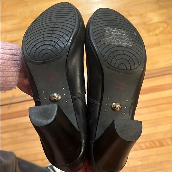 UGG Adyson black leather over the knee boots with zip up size 11 - Picture 6 of 6